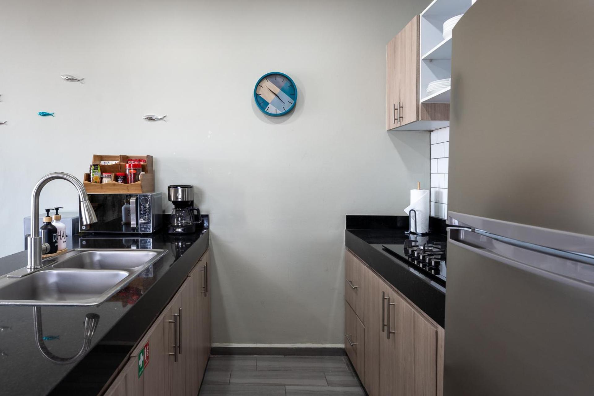 New & Modern, 5 Star Area, Walk 2 Beach, Pool, Views, King Bed Mazatlan Bagian luar foto