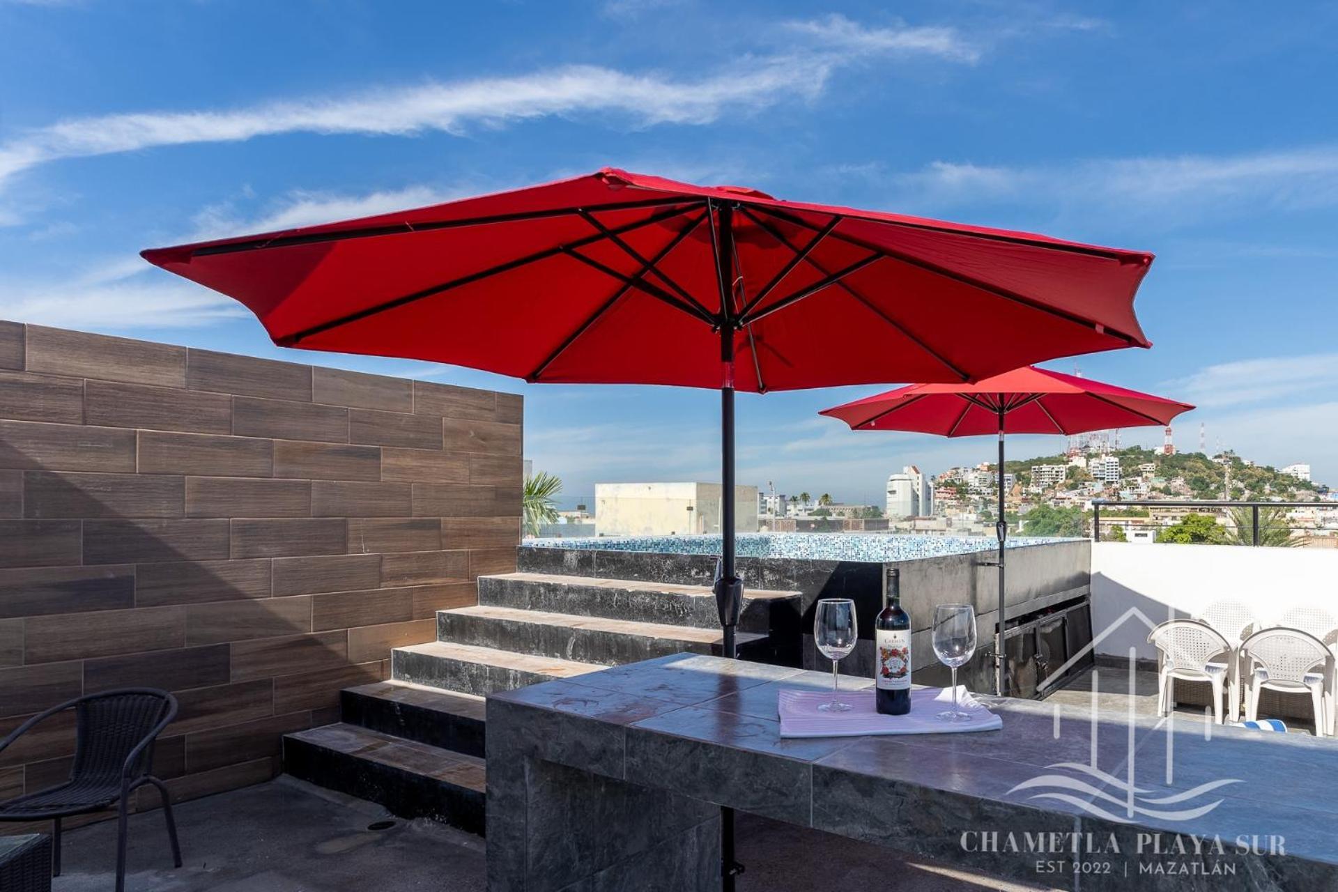 New & Modern, 5 Star Area, Walk 2 Beach, Pool, Views, King Bed Mazatlan Bagian luar foto