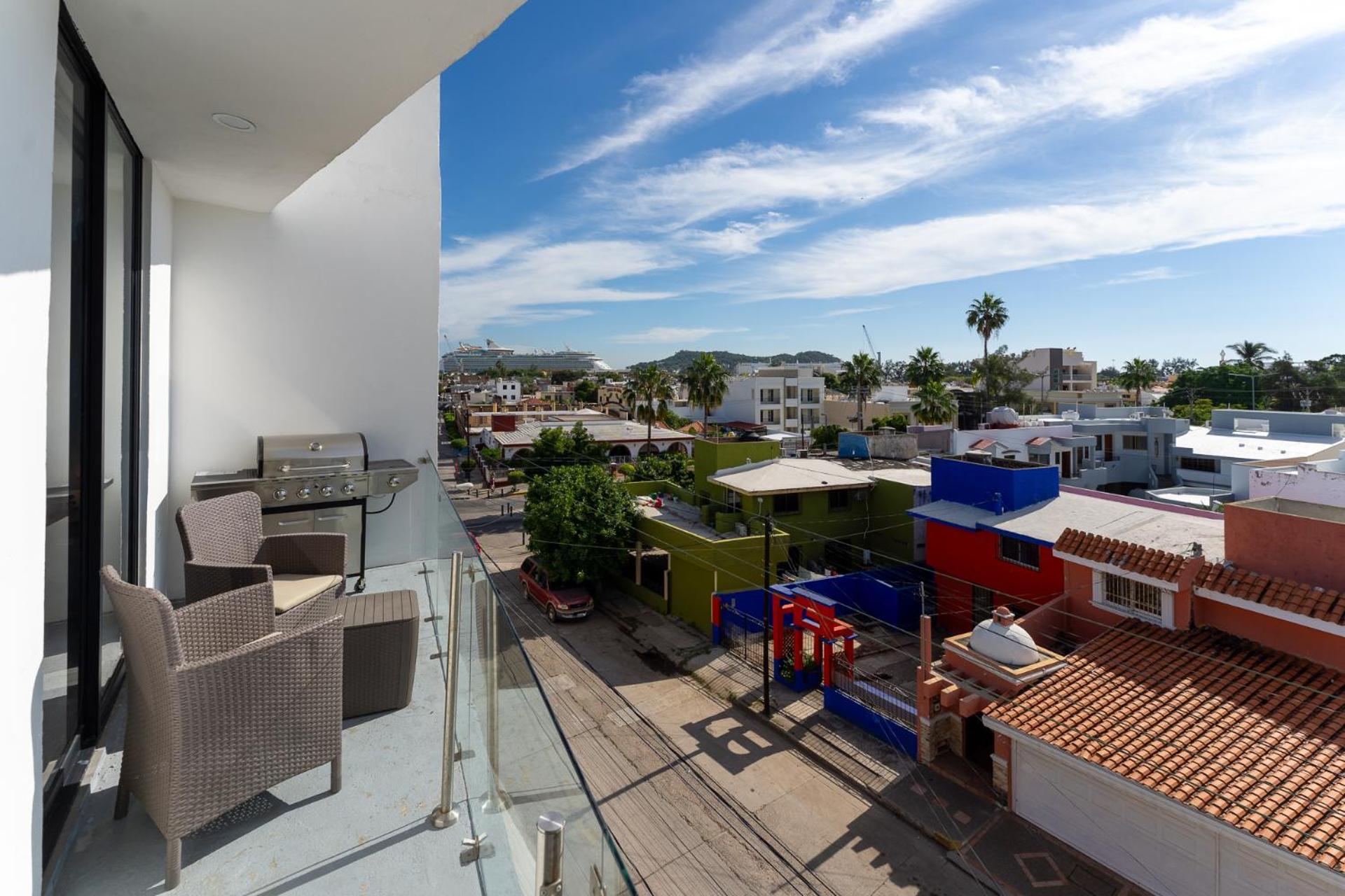 New & Modern, 5 Star Area, Walk 2 Beach, Pool, Views, King Bed Mazatlan Bagian luar foto